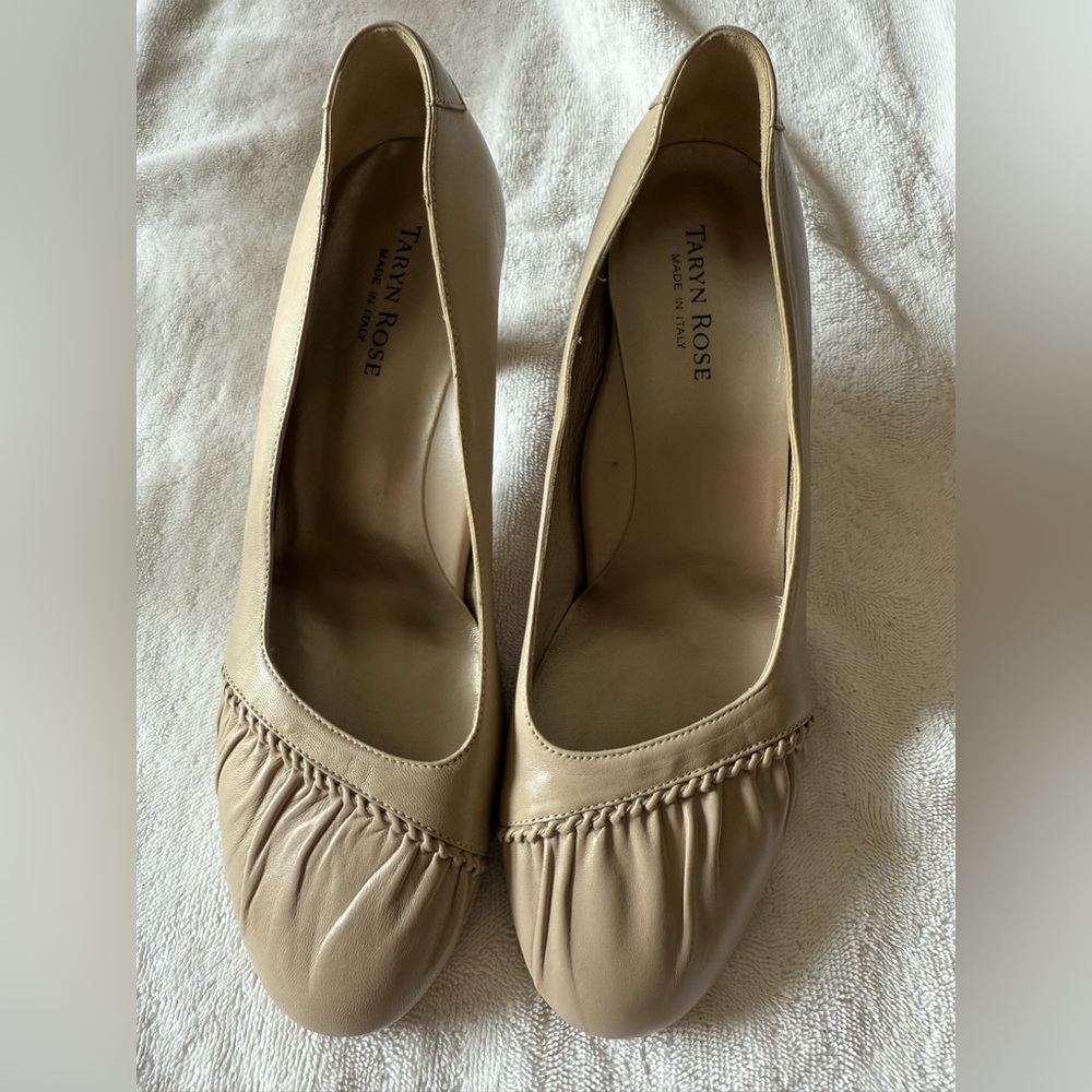 Taryn Rose Women's Tan Leather Shoes 39 1/2 M